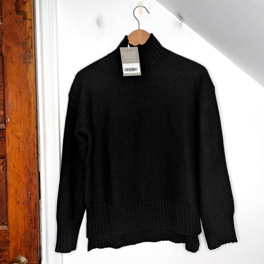 Women's The Cashmere Waffle Square Turtleneck Black NEW Size XS